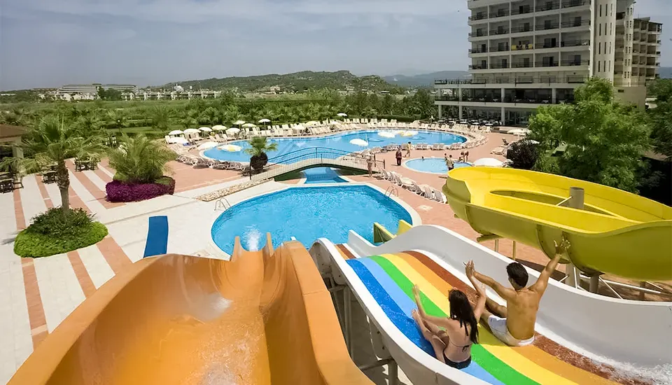 هتل پر دلتا ریزورت اند اسپا